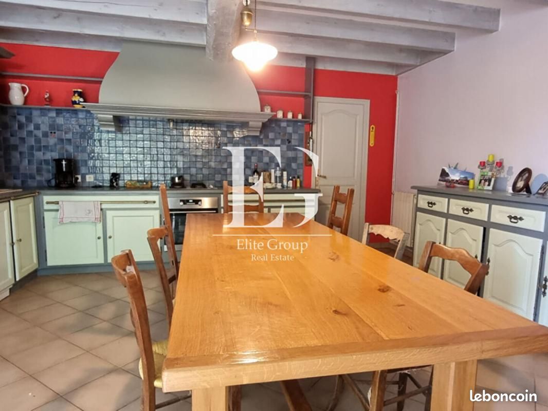 Maison 7 pièces 232 m² - Verdille 16140 (image principale 6)