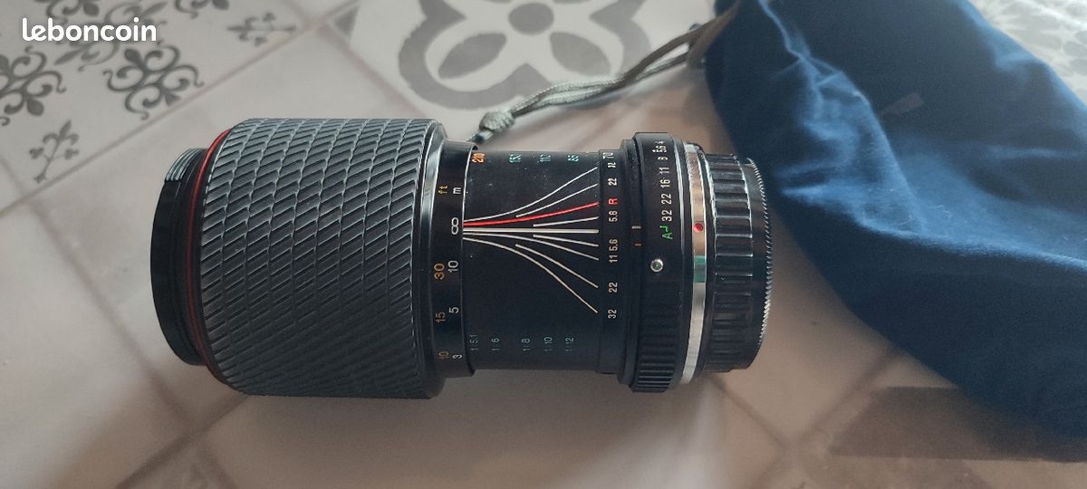 Objectif argentique Tokina 70-210 mm (image 1)