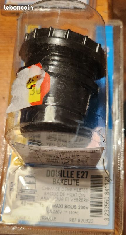 Douilles E27 Tibelec Neuves - Modèles Bakélite et Plastique (Coloris variés) (image 3)
