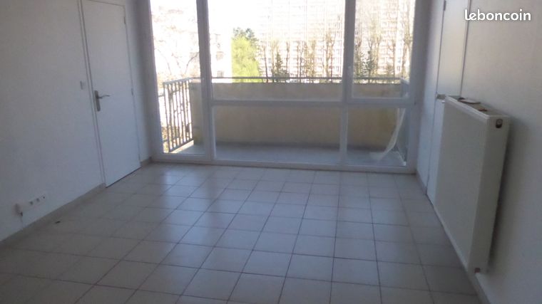Appartement T2 47 m² 3eme étage avec ascenseur