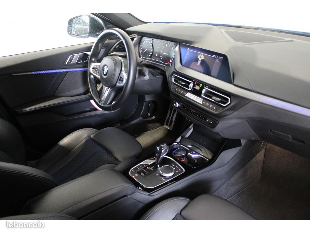 BMW SERIE 1 135i xDrive - BVA Sport BERLINE F40 M Performance (image 11)