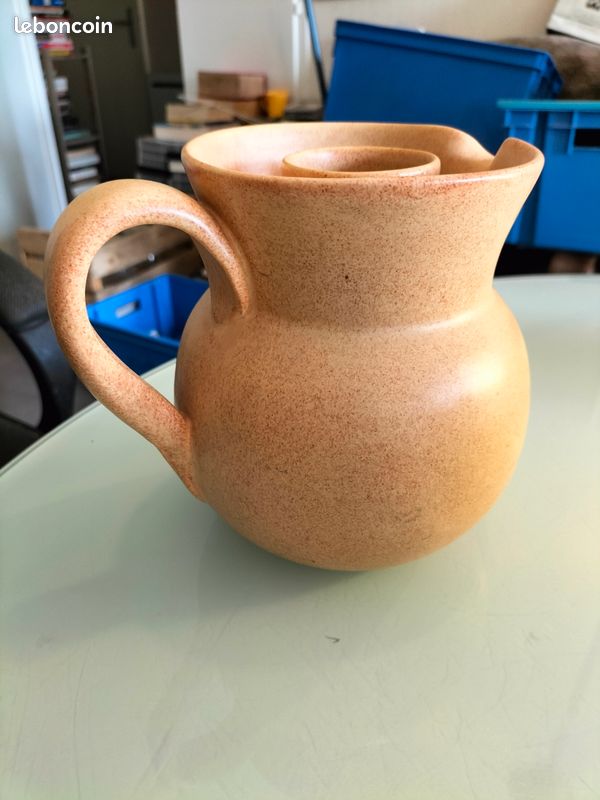 CRUCHE avec CYLINDRE en CÉRAMIQUE ÉMAILLÉE " POTERIE GHIO FABRICANT à VALLAURIS" (image 6)