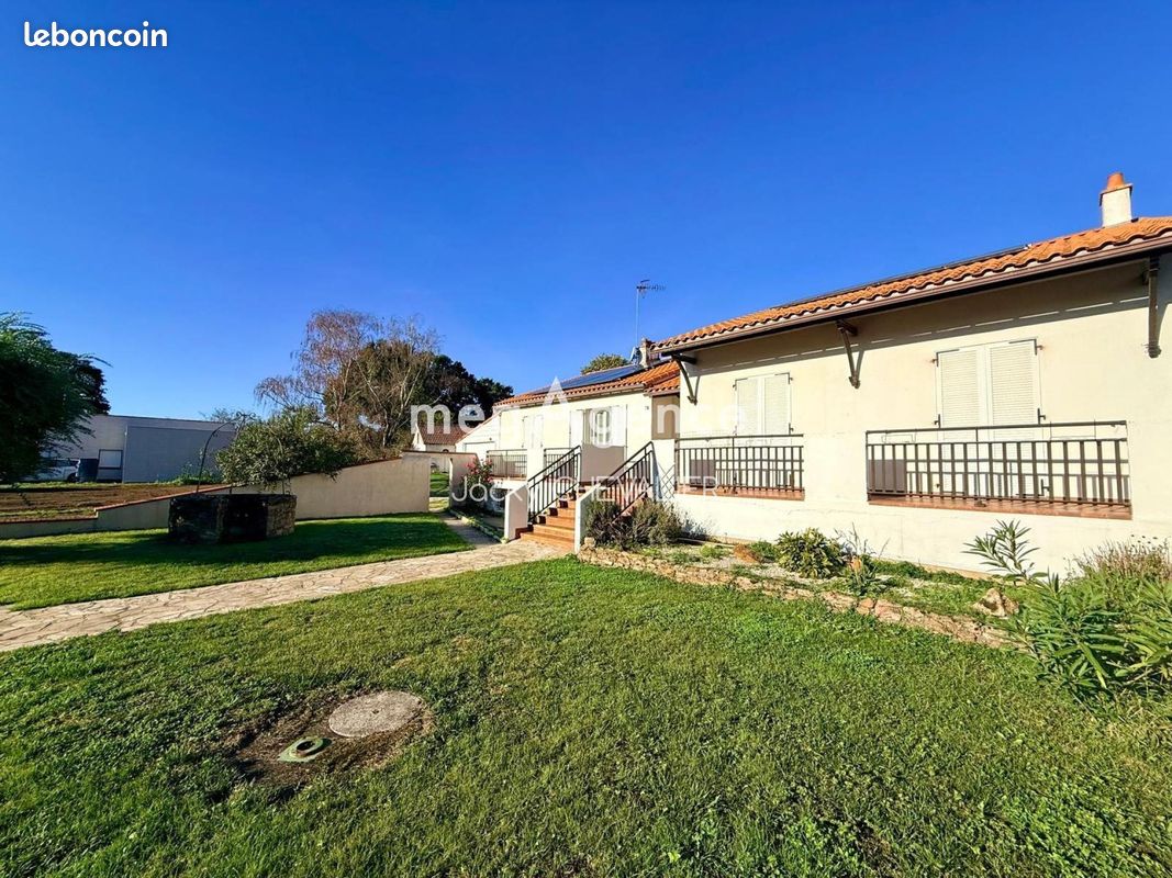 Maison 10 pièces 196 m² · à L'Herbergement · 196 m² · 255 208 €