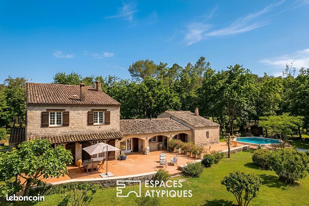 Maison 8 pièces 300 m² · à Fayence · 300 m² · 1 349 000 €