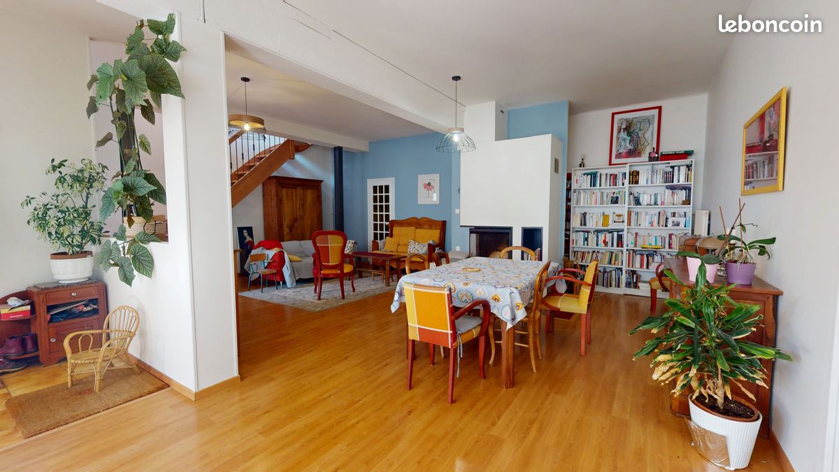 Maison 8 pièces 202 m² · à Gevrey-Chambertin · 202 m² · 360 000 €