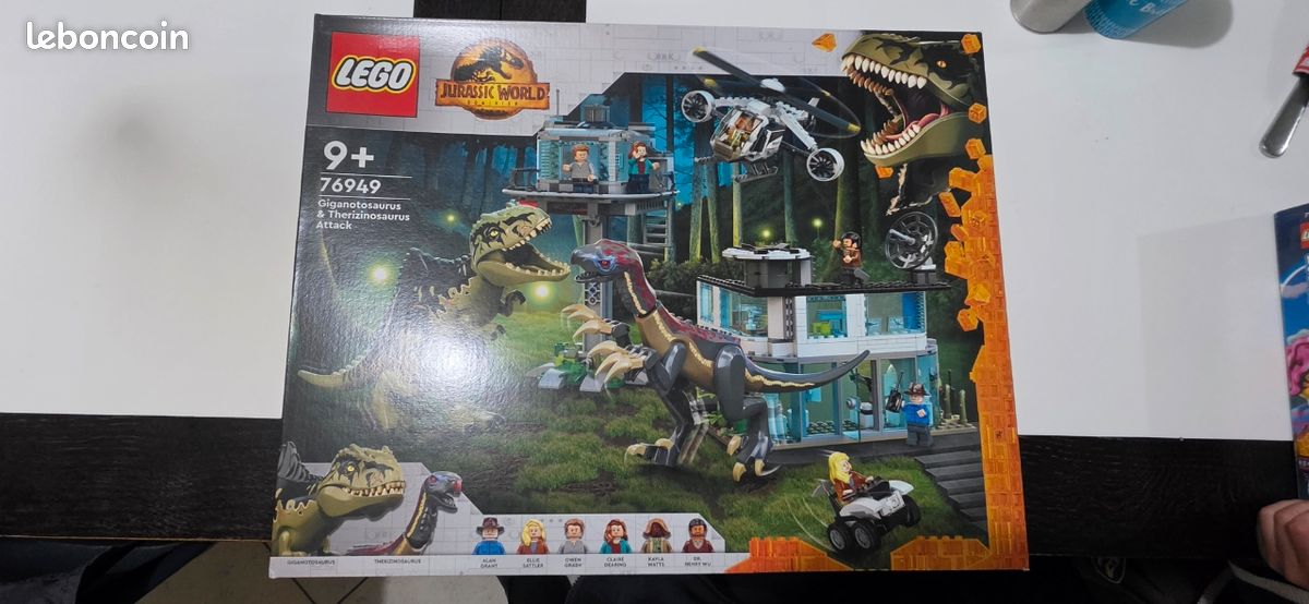 Coffret Jurassic World Dominion - Attaque Du Giganotosaure Hff12 Figurine Mattel Neuve