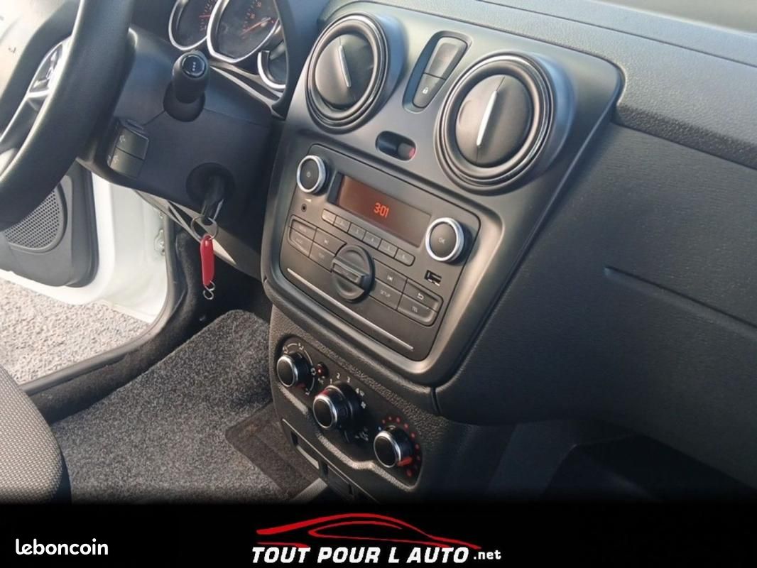 Dacia Lodgy Blue dCi 95 7 places Essentiel (image 23)
