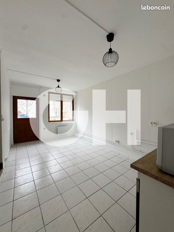 Appartement 3 pièces 46 m² · à Recquignies · 46 m² · 560 €/mois