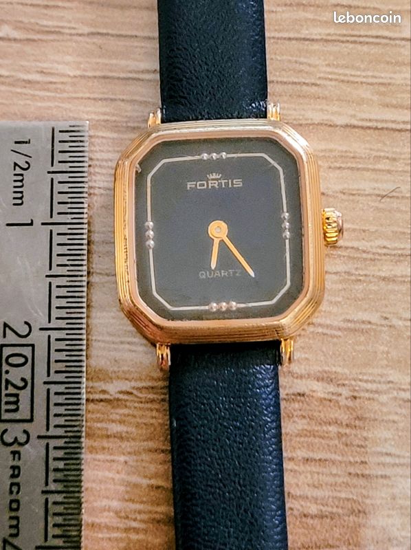 Montre Fortis Swiss Vintage - Bracelet Cuir Noir, Boîtier Acier, Quartz, Années 90