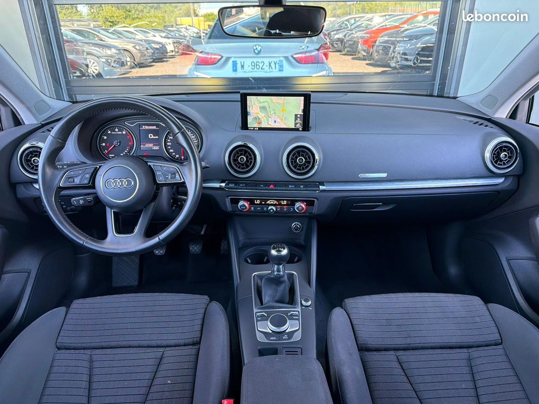Audi A3 Berline 35 TFSI 150ch S Line (image 3)