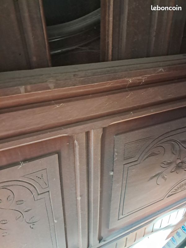 Têtes de lit en bois anciennes en 140 et 120s (image 1)