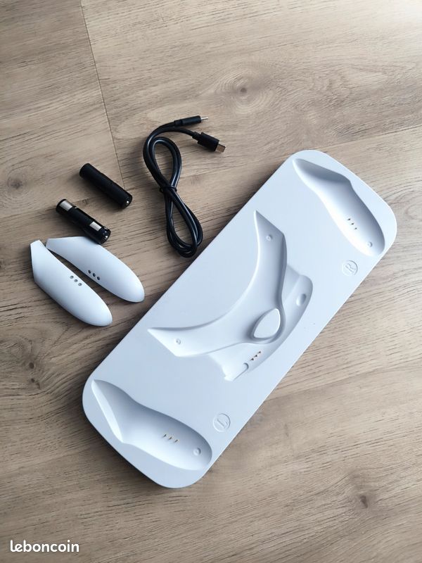 Station de charge compacte Quest pour les casques Quest 3/3S