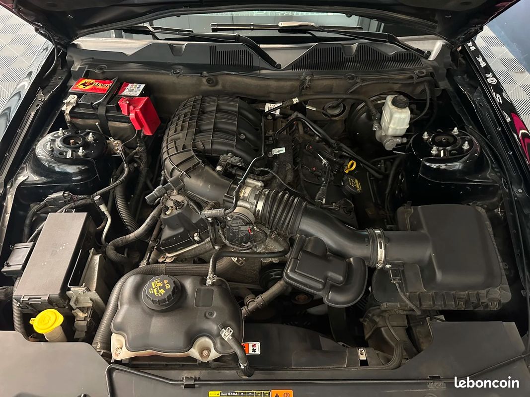 Ford mustang 3.7 v6 gt - révision effectuée (image 34)