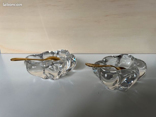 Salière et Poivrier en Cristal, 1930s, Set de 3 en vente sur Pamono