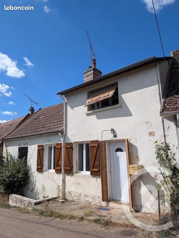 Maison 2 pièces 66 m² · à Saint-Saulge · 66 m² · 37 000 €