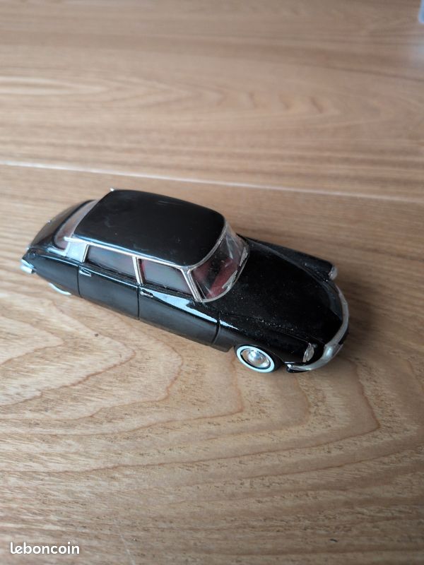 JOLI Nice RARE ! NOREV 1:43 CITROEN SM N° 27 - MASERATTI