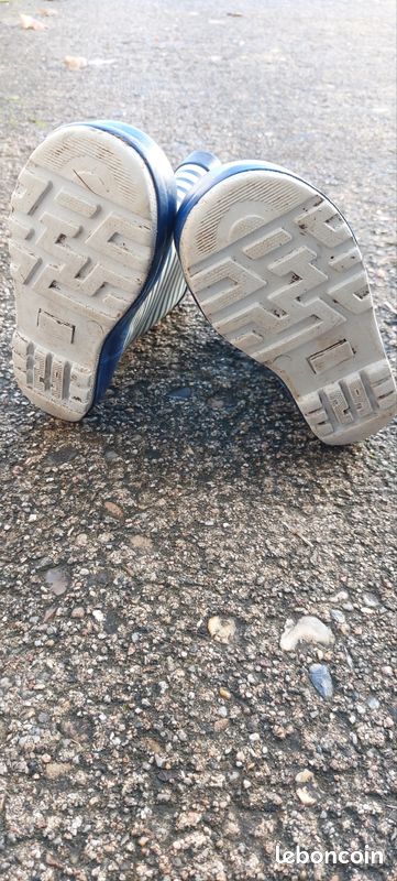 Botte caoutchouc enfant taille 29 (image 2)