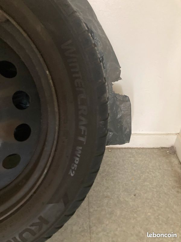 2 roues tôle de Clio 3 DCI en 185/60R15 88T (jantes RENAULT) (image 3)
