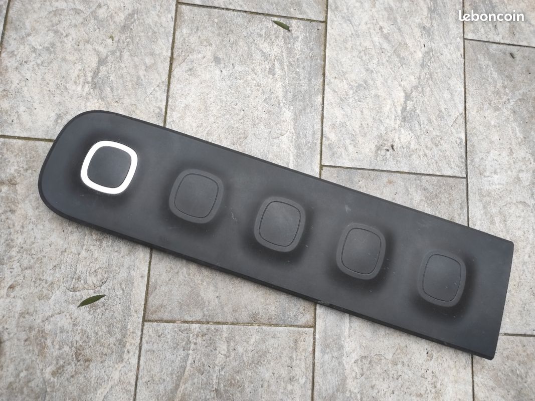 Protection/baguette De Porte Avant Droit CITROEN C3 (2009) - Référence 98130908XT - Occasion
