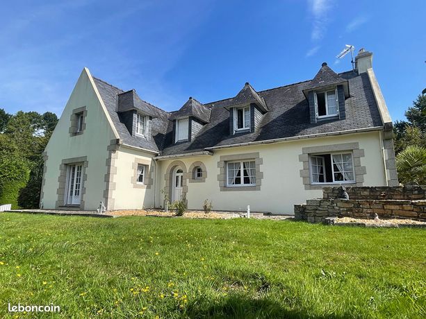 Villa 9 pièces 250 m²
