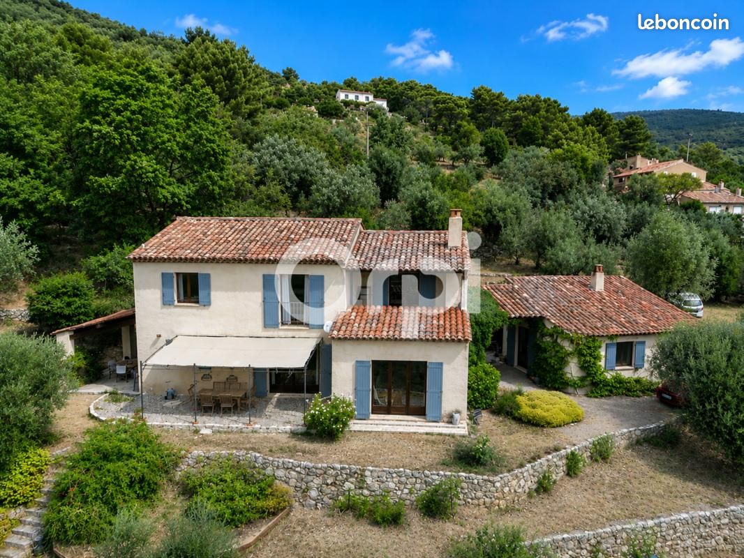 Maison 7 pièces 186 m² · à Seillans · 186 m² · 740 000 €