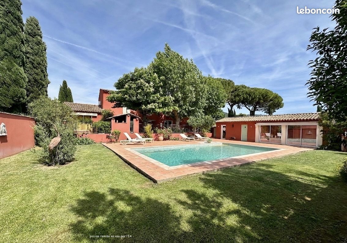 Maison 16 pièces 455 m² · au Luc · 455 m² · 1 200 000 €