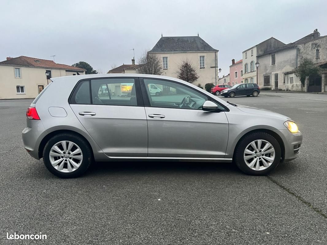 Volkswagen Golf 1.6 TDI 110 BlueMotion Technology FAP Confortline Business (image 7)