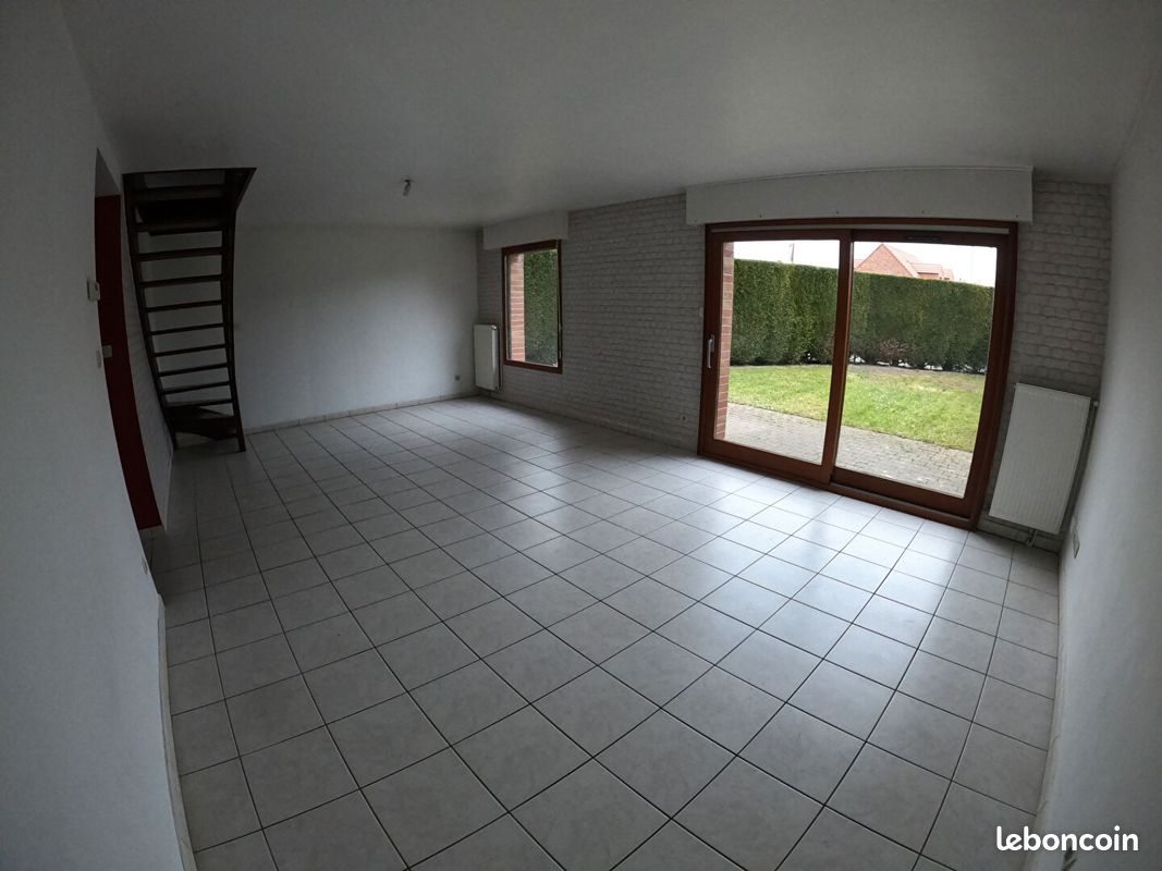 Maison 4 pièces 85 m² · à Saint-André-lez-Lille · 85 m² · 1 205 €