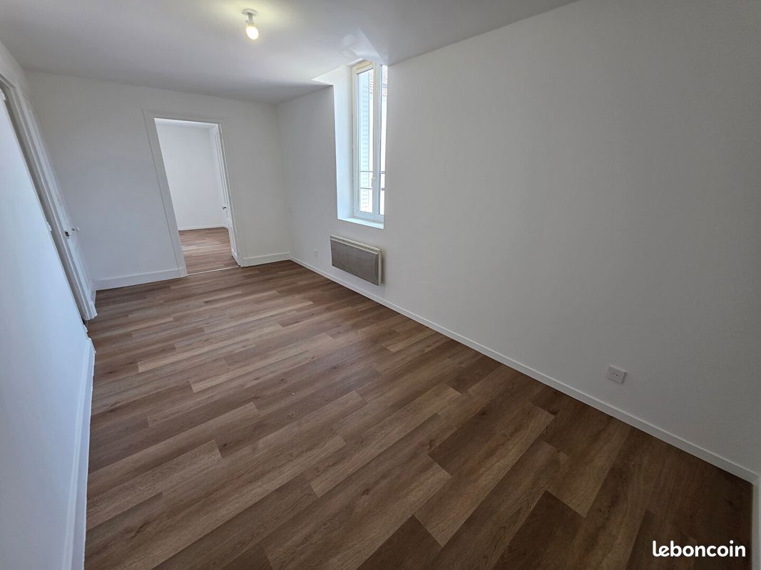 Appartement 3 pièces 65 m² · à Montréal-la-Cluse · 65 m² · 595 €/mois