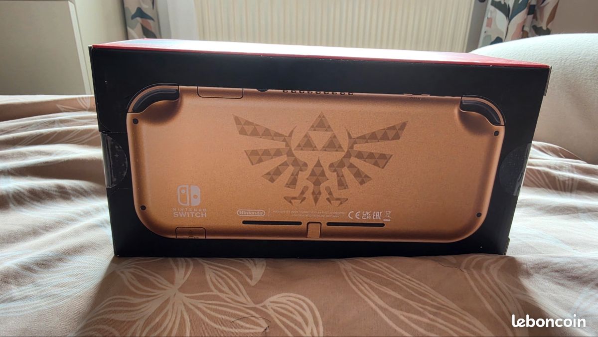 Nintendo Switch Lite - Édition Hyrule (Zelda) NEUVE SCELLÉE (image 1)