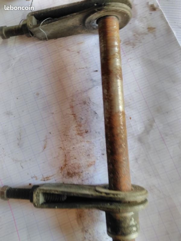Piece moto ou cyclo ancien (image 1)