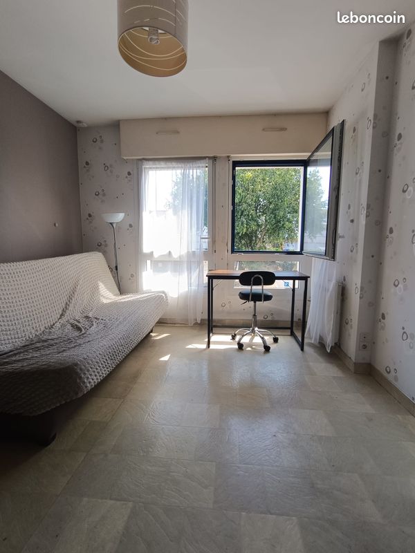Appartement 1 pièce 18 m² · à Redon · 18 m² · 350 €