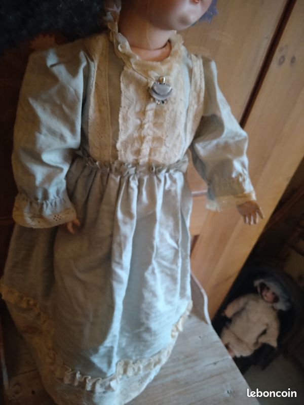 Robe pour poupee ancienne - Georgette Bravot
