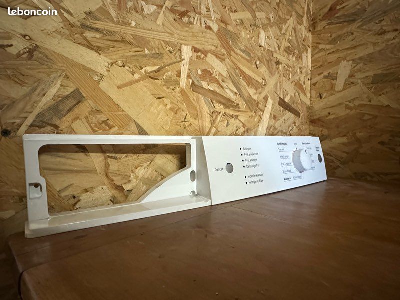 Bandeau Frontal Bosch Pour Sèche-linge WTE84380FF - Référence 00670900, Occasion Fonctionnel
