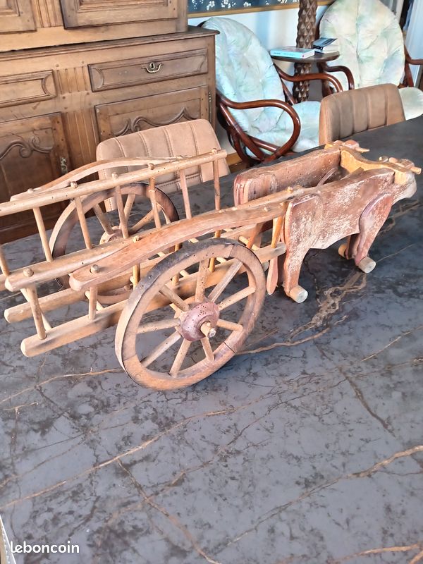 Attelage De Chevaux En Bois Ancien - 5 Chevaux Sur Socle à Roulettes - 45cm - Occasion