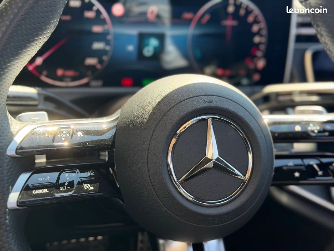 MERCEDES-BENZ Classe E 300de 313CV AMG Line - Toit Ouvrant - Buremester - Suivi complet Mercedes (image 21)