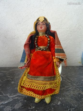 Belle poupée celluloïd JEANNE D'ARC - PETITCOLLIN circa 1940 état