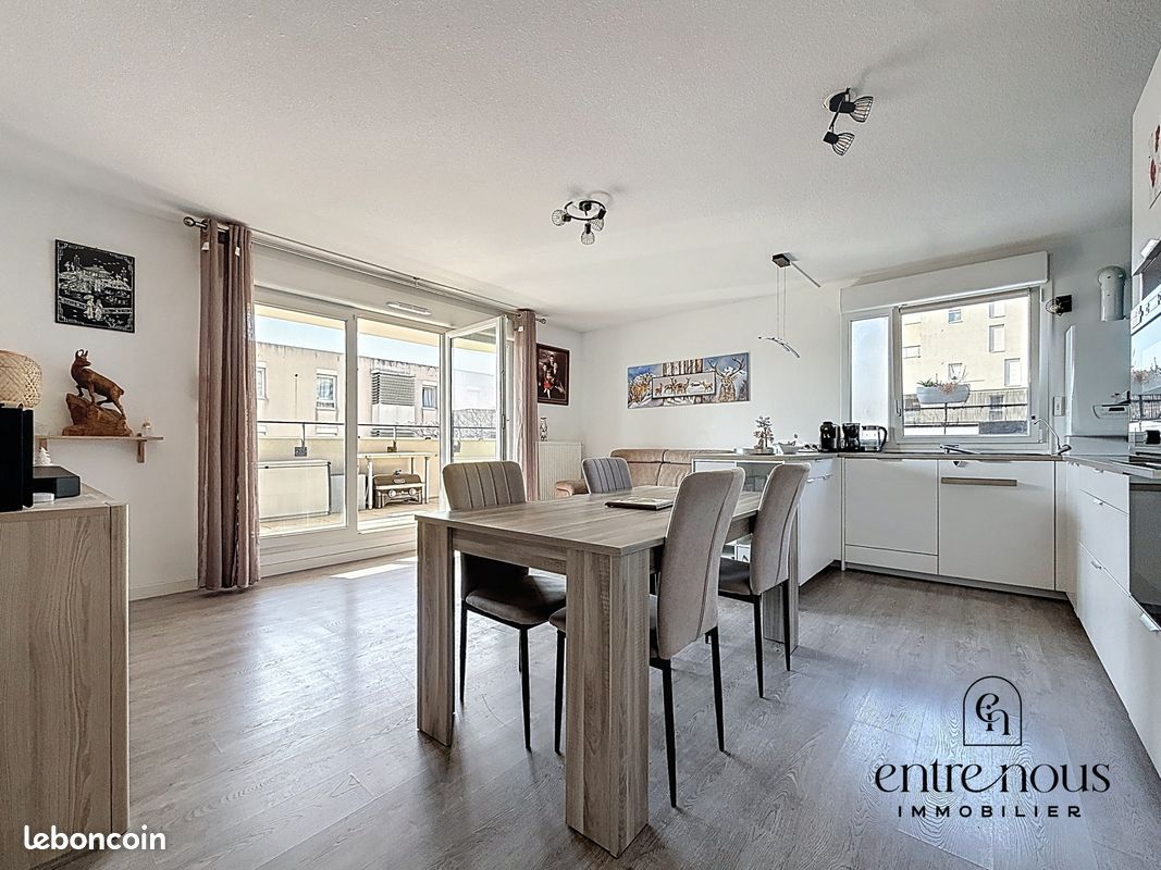 Appartement 4 pièces 77 m² · à Givors · 77 m² · 179 000 €