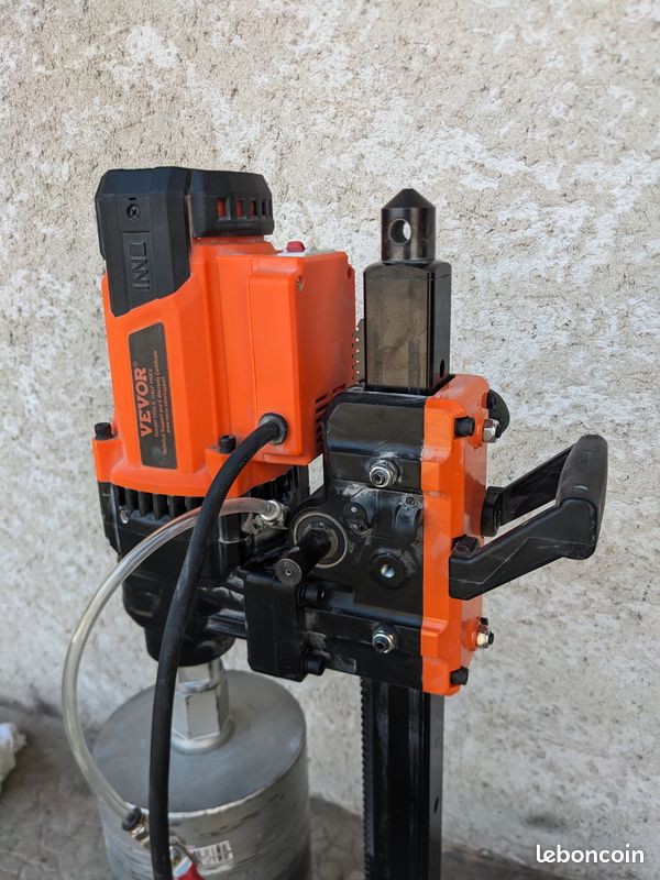 Carotteuse avec support et foret 160mm (image 3)