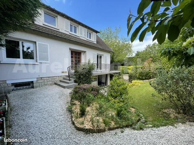 Maison 7 pièces 140 m² · à Claye-Souilly · 140 m² · 464 000 €