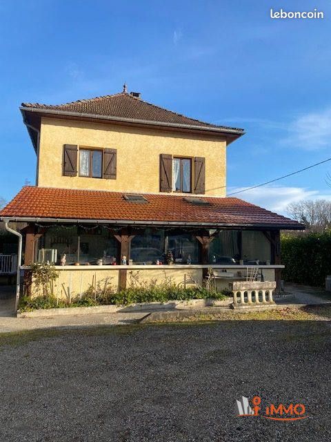 Maison 5 pièces 156 m² · à Chimilin · 156 m² · 275 000 €