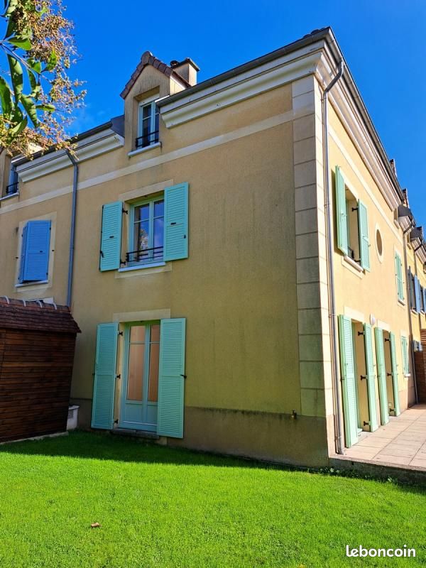 Maison 7 pièces 136 m² · à Le Chesnay-Rocquencourt · 136 m² · 724 000 €