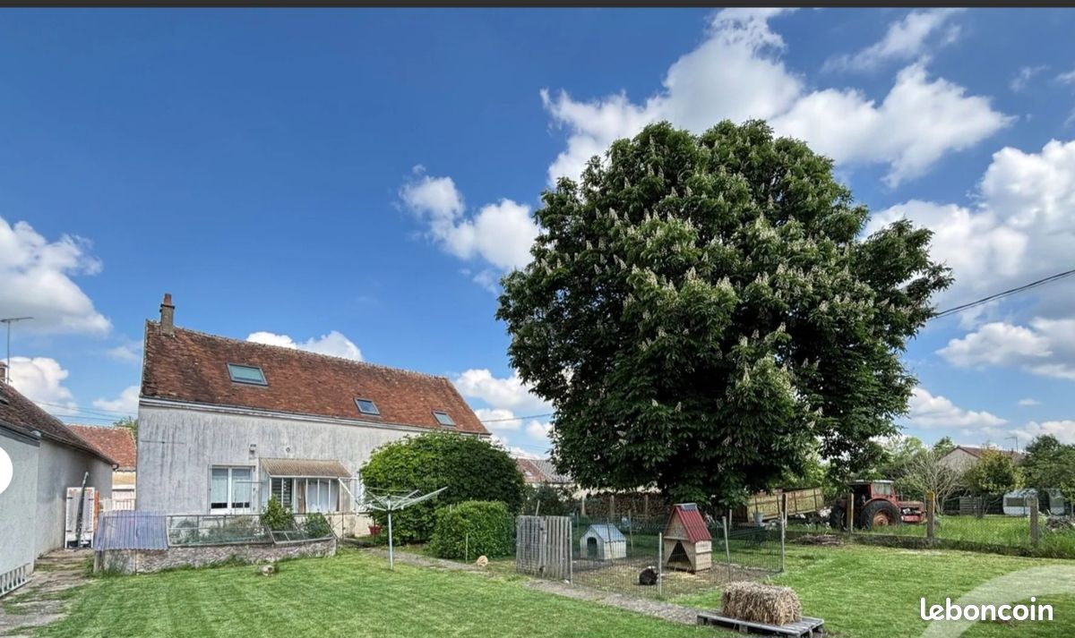 Maison 4 pièces 120 m² · à Beauce la Romaine · 120 m² · 129 500 €