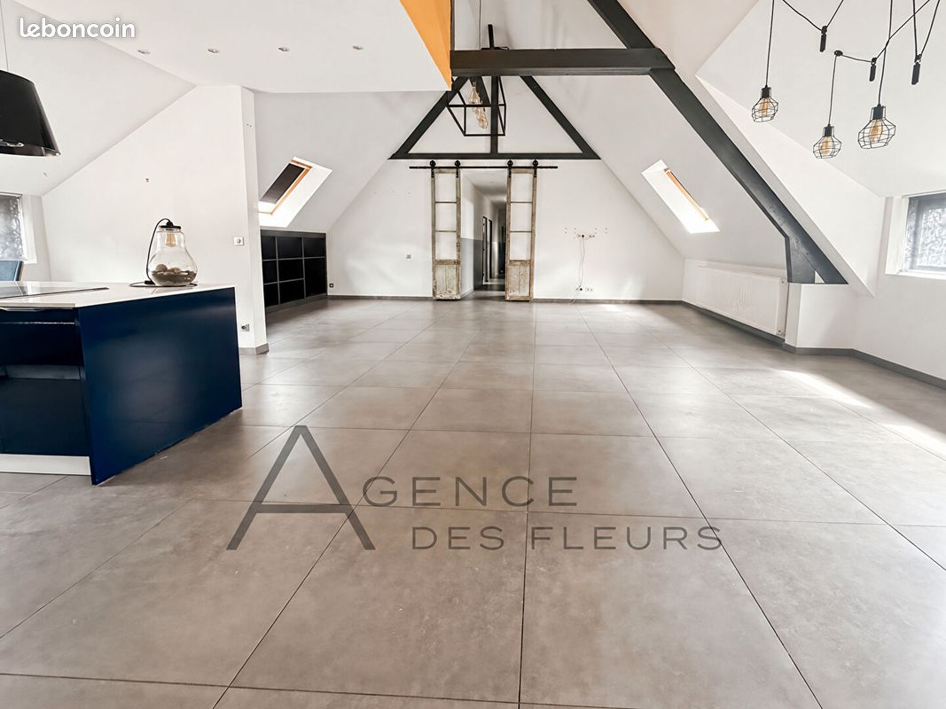 Appartement 6 pièces 186 m² · à Elbeuf · 186 m² · 228 000 €