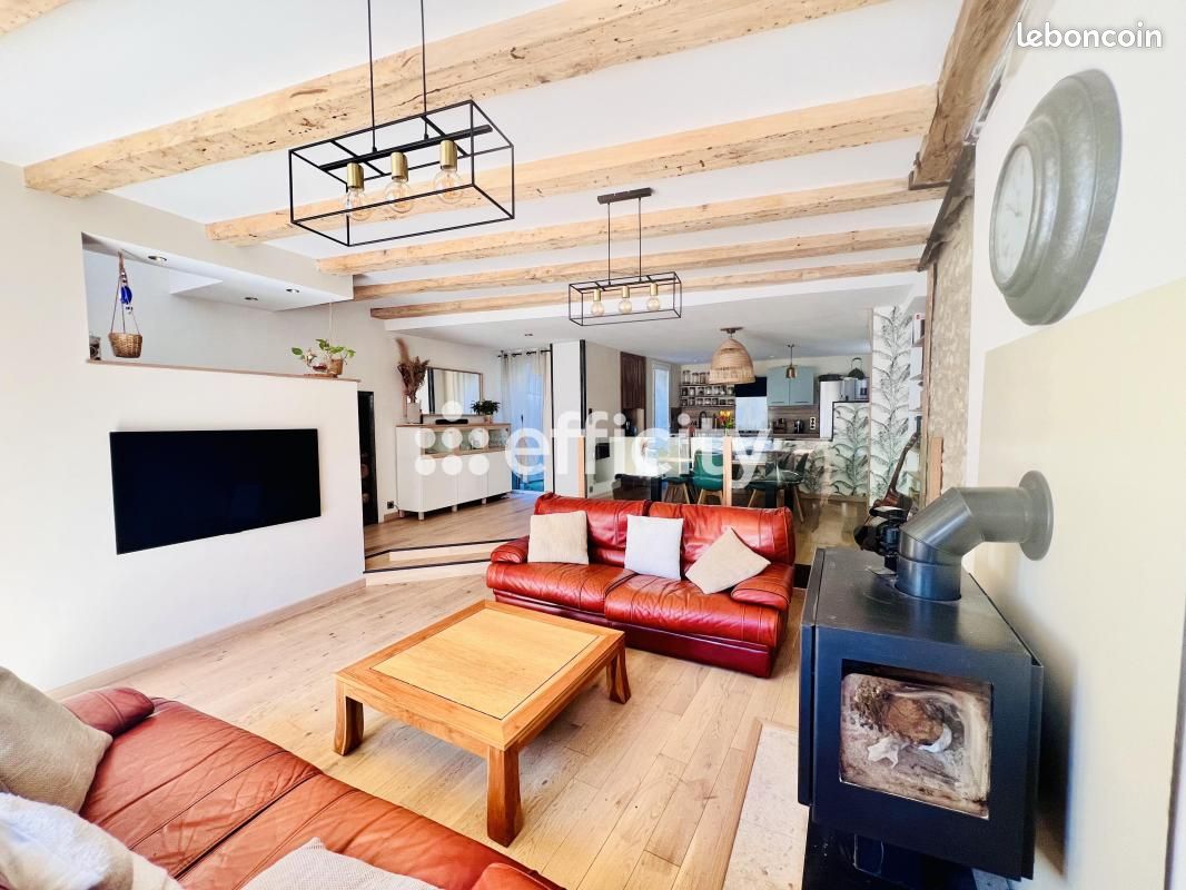 Maison 5 pièces 133 m² · à Sorigny · 133 m² · 260 000 €