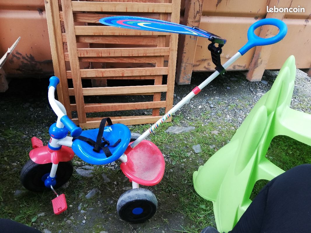 Tricycle (image 2)