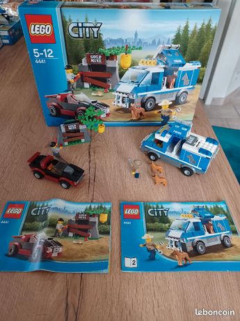 Lego 4441 city le fourgon de chien de police avec boîte et notices