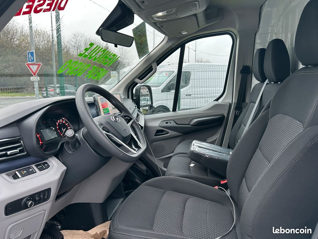 22 900 ht - maxus deliver 9 neuf l3h2 2.0 d 150 cv Grand Carplay / clim / reg / tel / camera / dab / phare av led / radar AV et AR / Alerte anti collision/ lecture des panneau etc... (image 4)