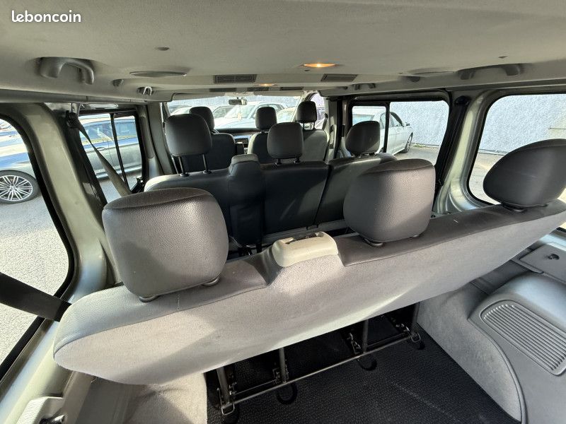 Renault TRAFIC 2.0 dci 90cv (9Places) Clim (image 12)