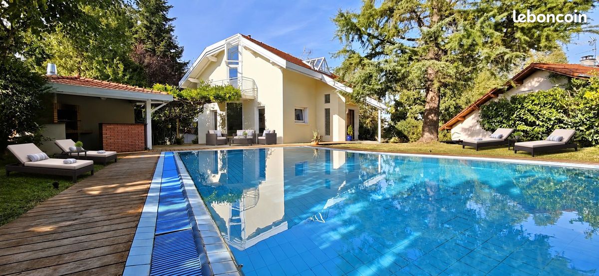Maison 6 pièces 162 m² · à Saint-Julien-en-Genevois · 162 m² · 1 140 000 €